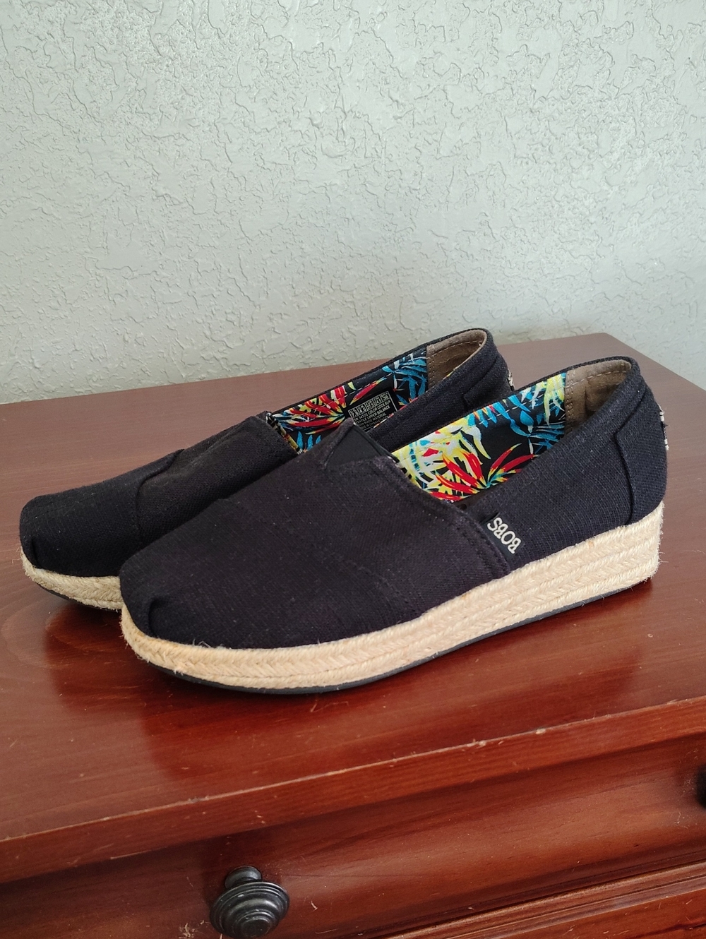 Bobs Espadrille Slip On Black Canvas Wedge 7.5